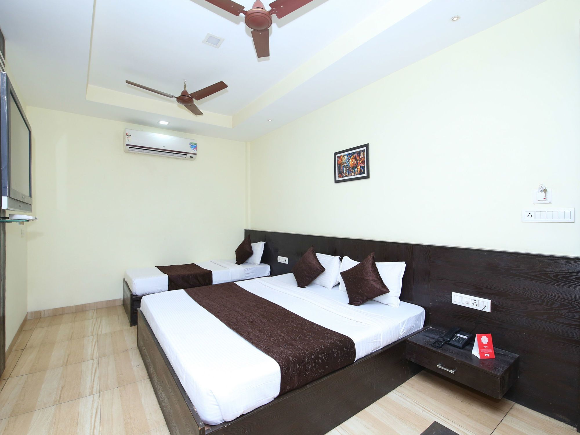 Oyo 2155 Hotel Wardhman Jabalpur Exterior photo