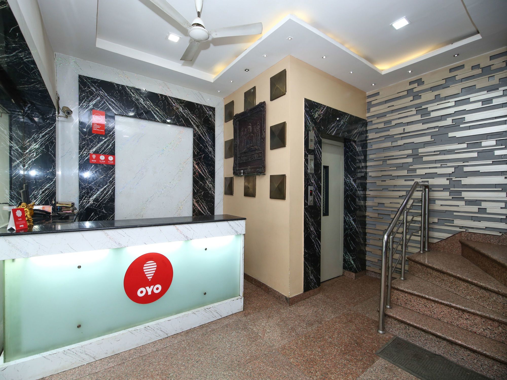 Oyo 2155 Hotel Wardhman Jabalpur Exterior photo